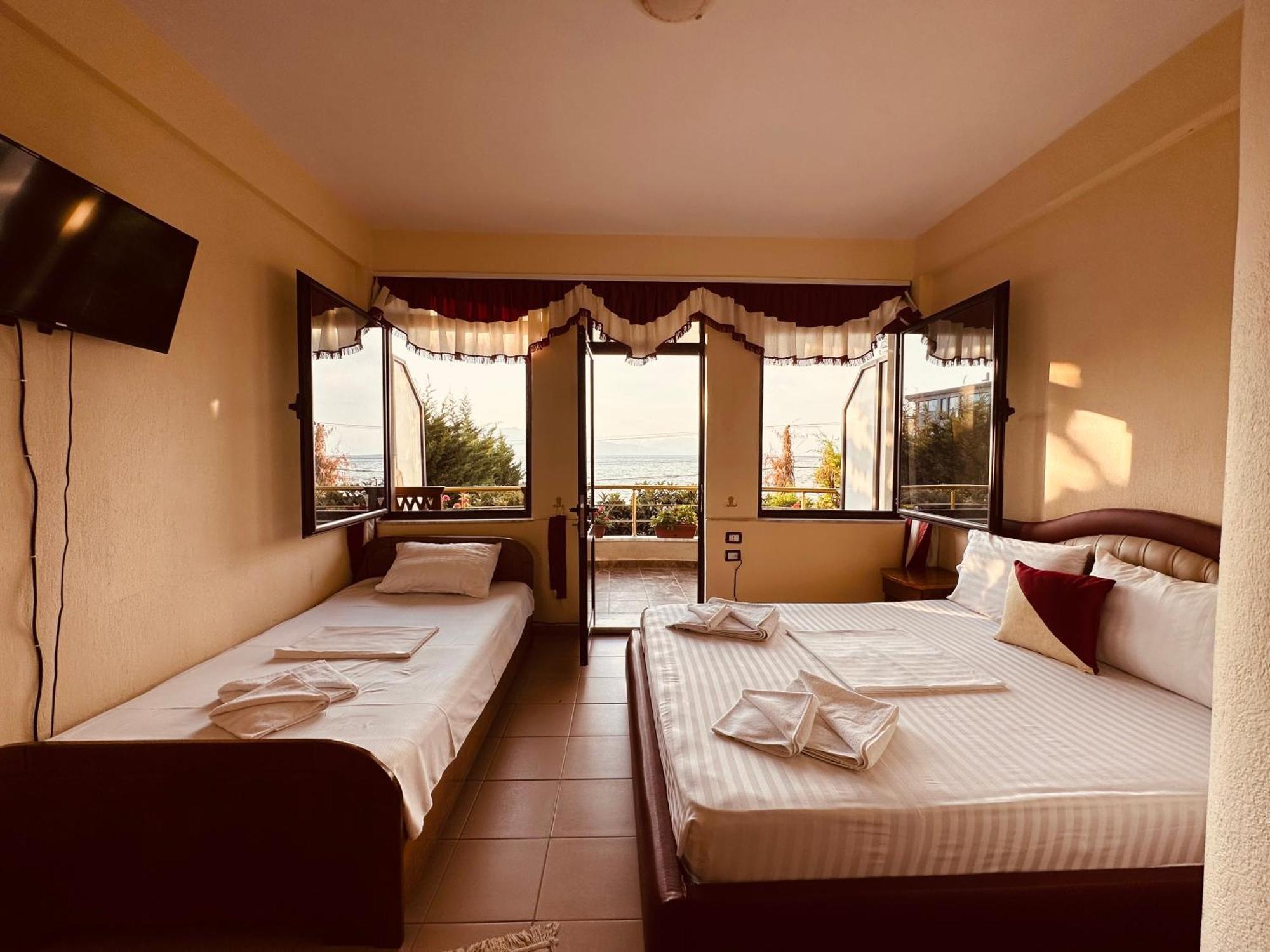 Hotel Saint Marena 포그라데츠 외부 사진